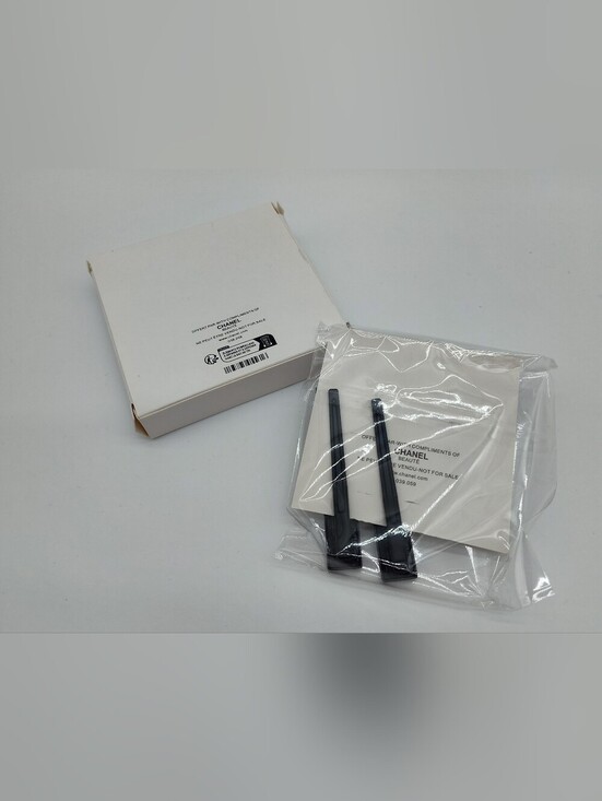 CHANEL Parfum-Beauté Crystal CC Logo Hair Clips Barrettes Set Black Gift Box NWT